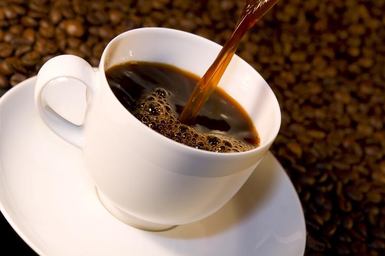 Ako volite piti čisto crnu kafu, moguće je da ste psihopat: Evo zbog čega!